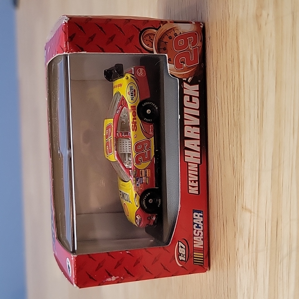 AA Motorsprts Winner's Circle 1:87 Kevin Harvick Penzoil 29 Car